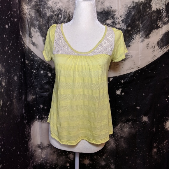 Kirra Lemon Yello Flowy Top - Picture 3 of 7